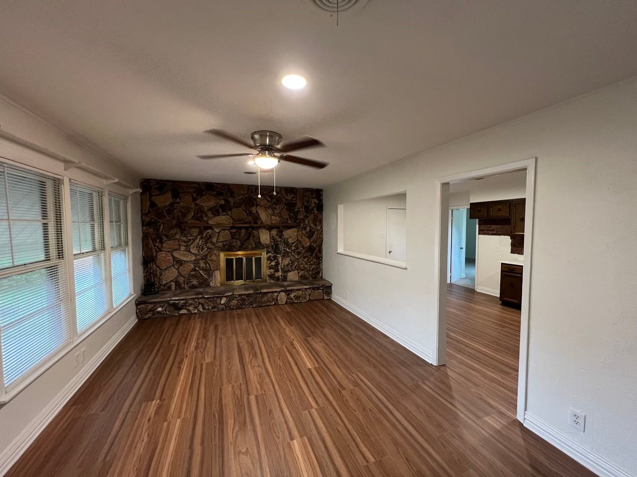26 Letha Ct - Photo 2 of 14