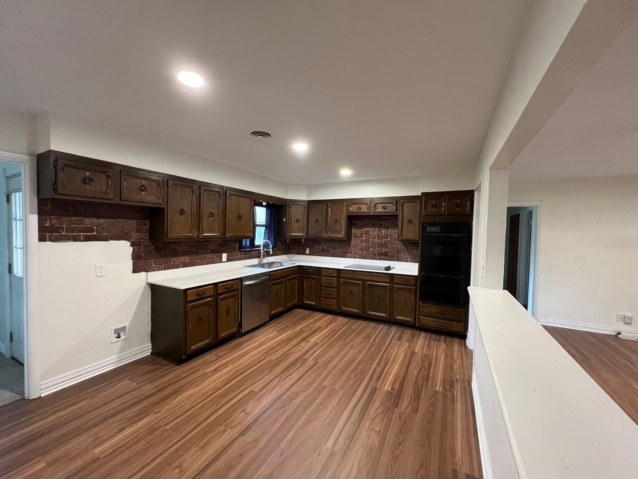 26 Letha Ct - Photo 3 of 14