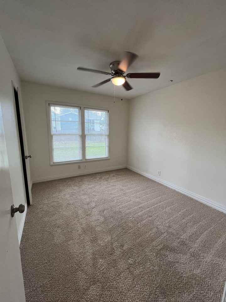26 Letha Ct - Photo 7 of 14
