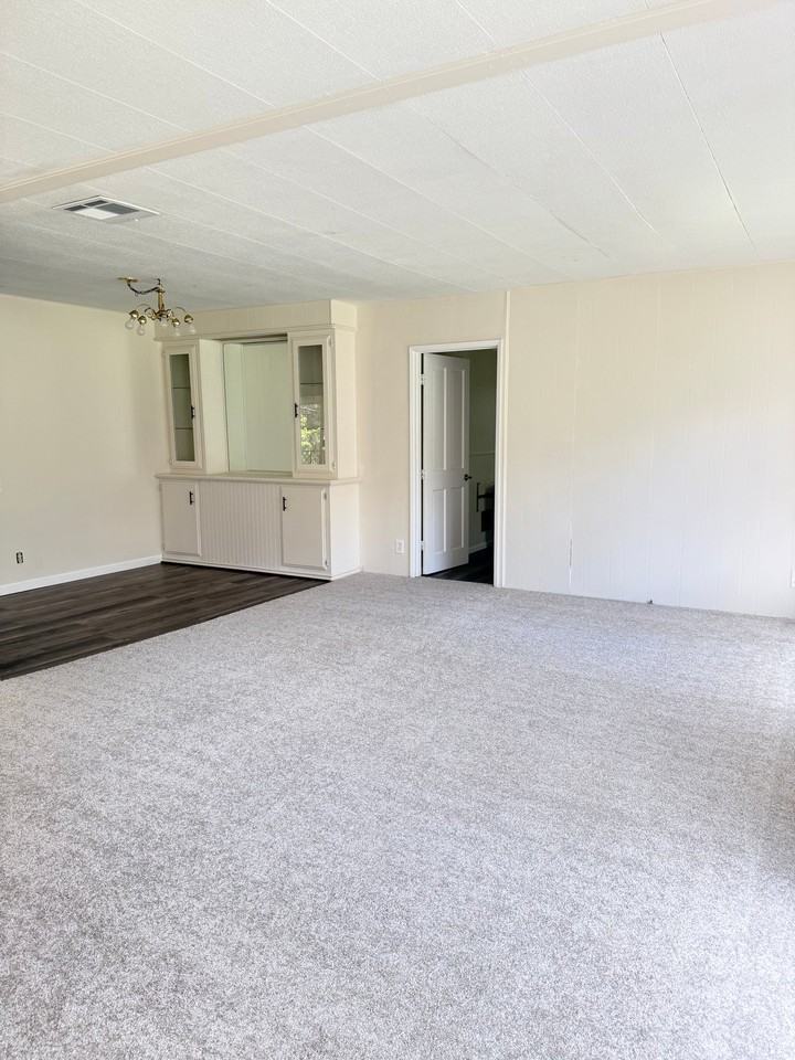 1970 Lonnon Rd - Photo 4 of 8