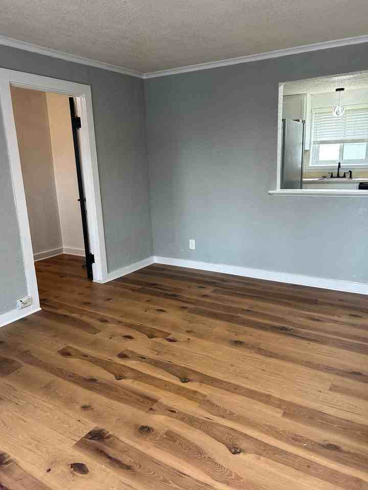 3175 Culbertson Ave #2 - Photo 7 of 17