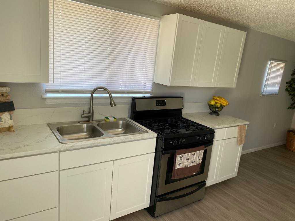 8747 Lehigh Ave - Photo 3 of 13