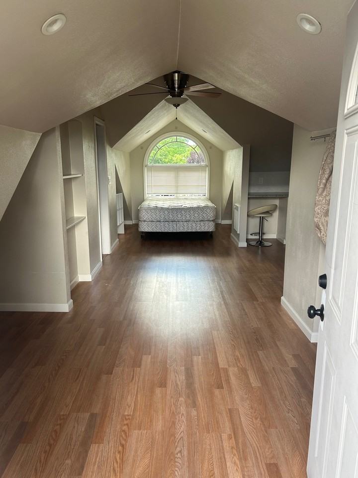 1780 Grace Ave - Photo 4 of 19