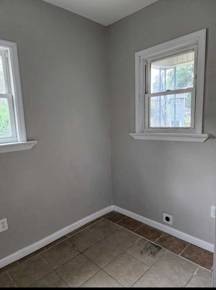 400 Myrtle St #A - Photo 5 of 9