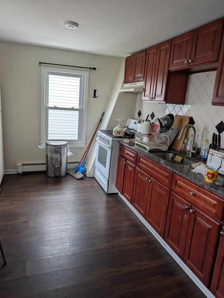 719 Birch St #C - Photo 7 of 11
