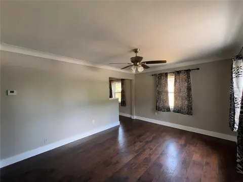 3300 16th Ave S - Photo 2 of 12