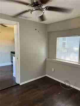 3300 16th Ave S - Photo 6 of 12