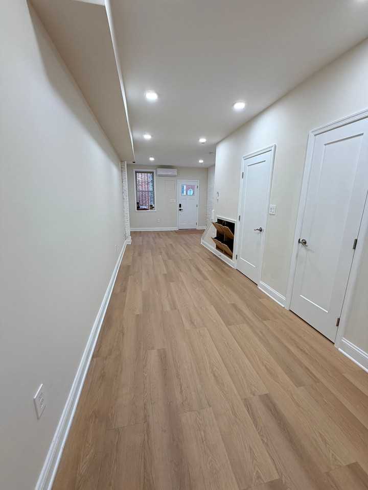 853 Reinhart St - Photo 6 of 19