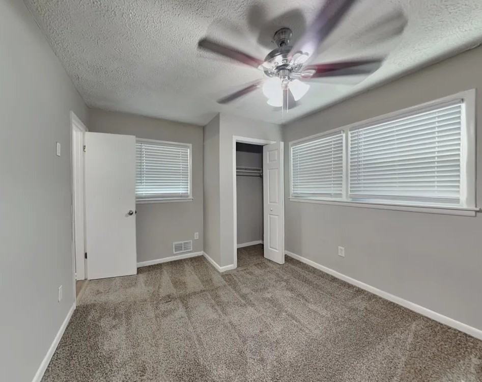 4174 Renfrew Ct Sw - Photo 6 of 13