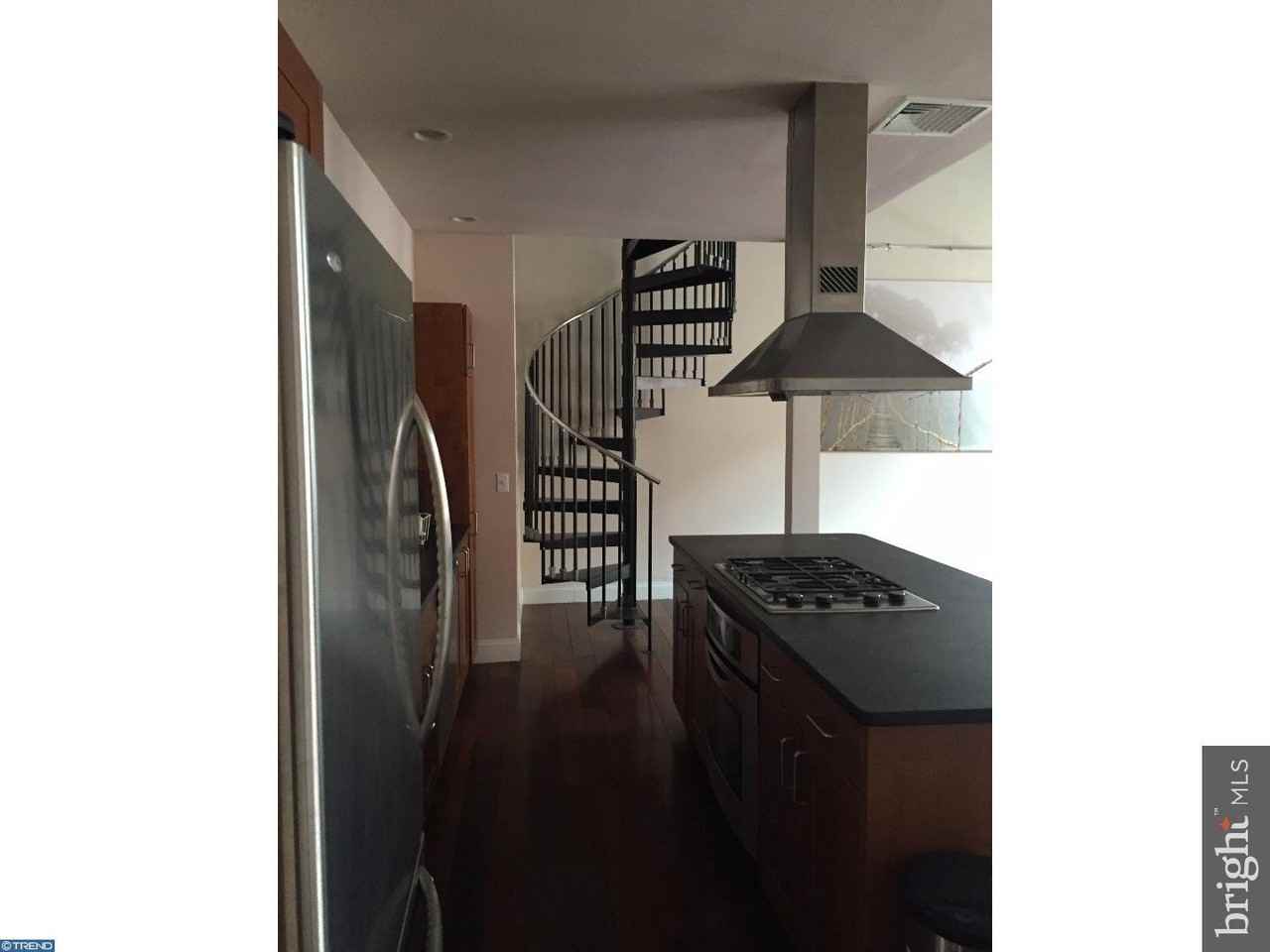 3849 Terrace St #C - Photo 5 of 13