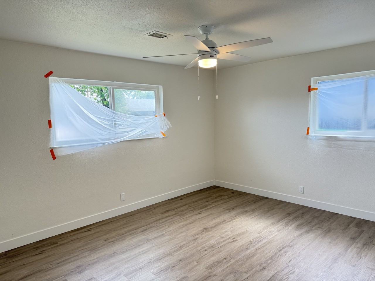 636 Las Palmas Ave - Photo 5 of 10