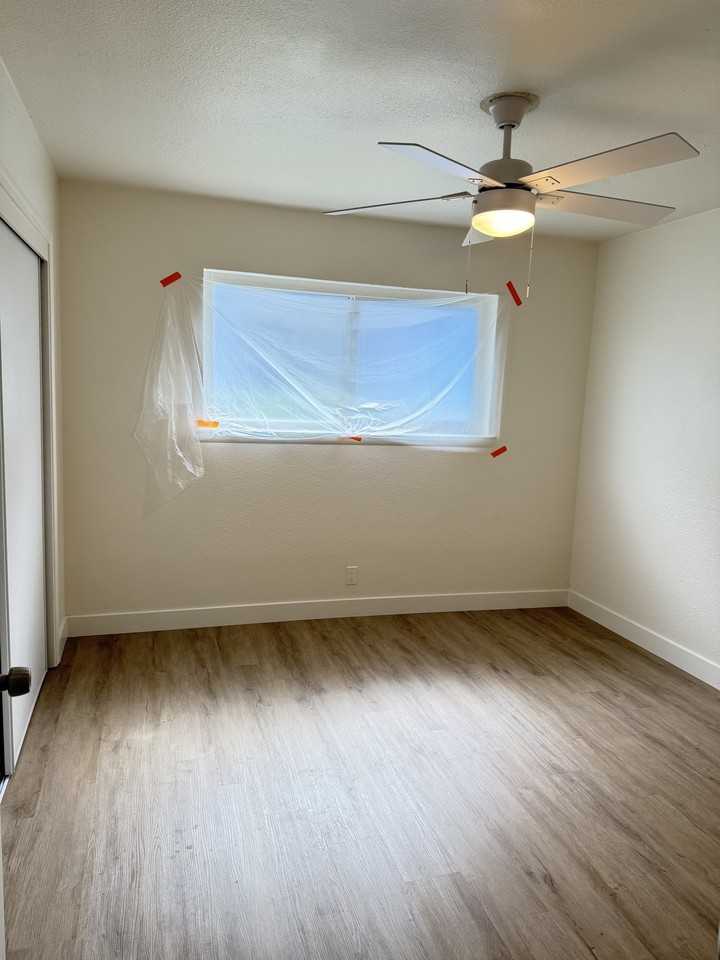 636 Las Palmas Ave - Photo 7 of 10