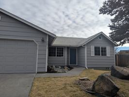 featured image of 18013 Cross Ct