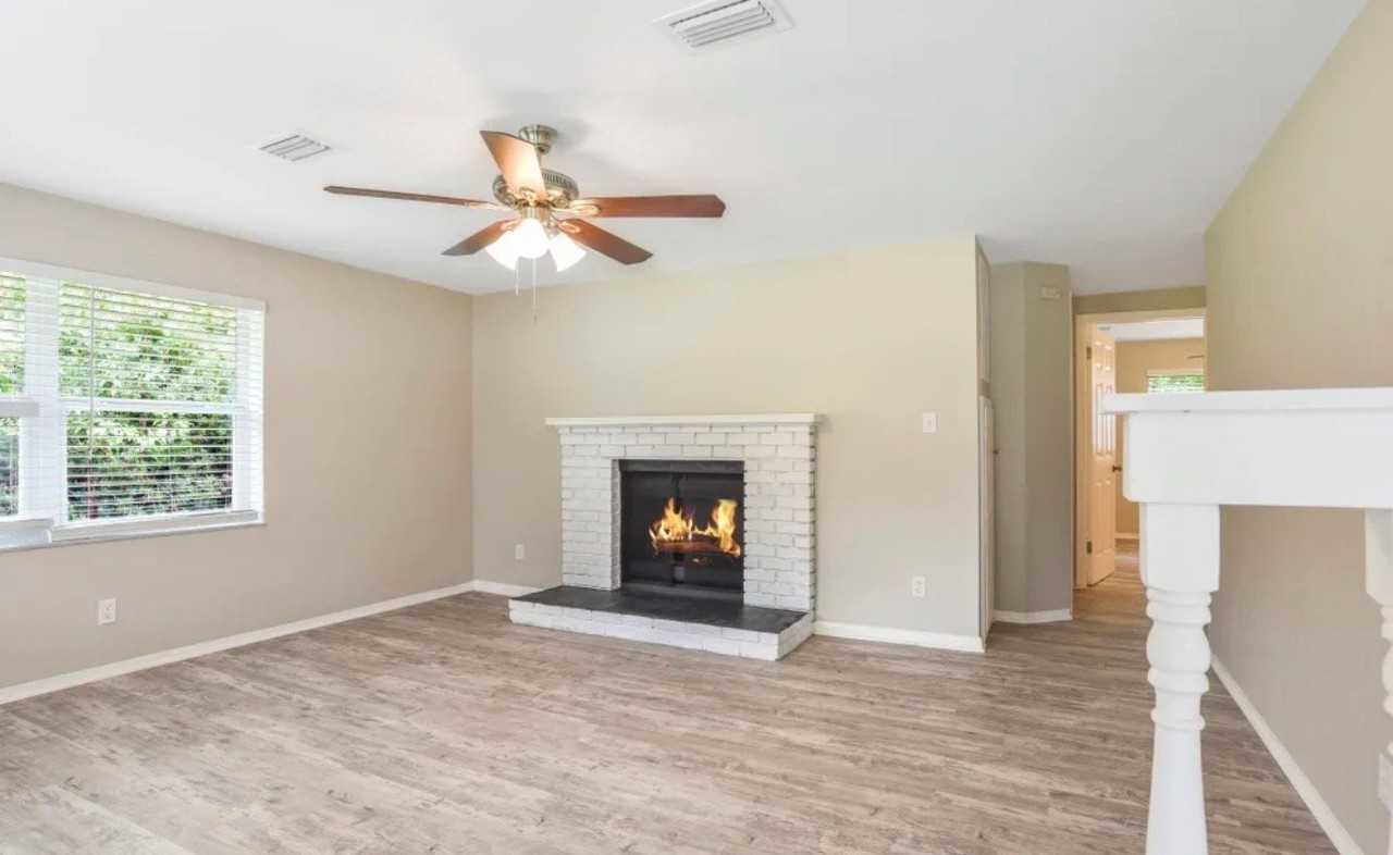600 S Boundary Ave - Photo 2 of 12