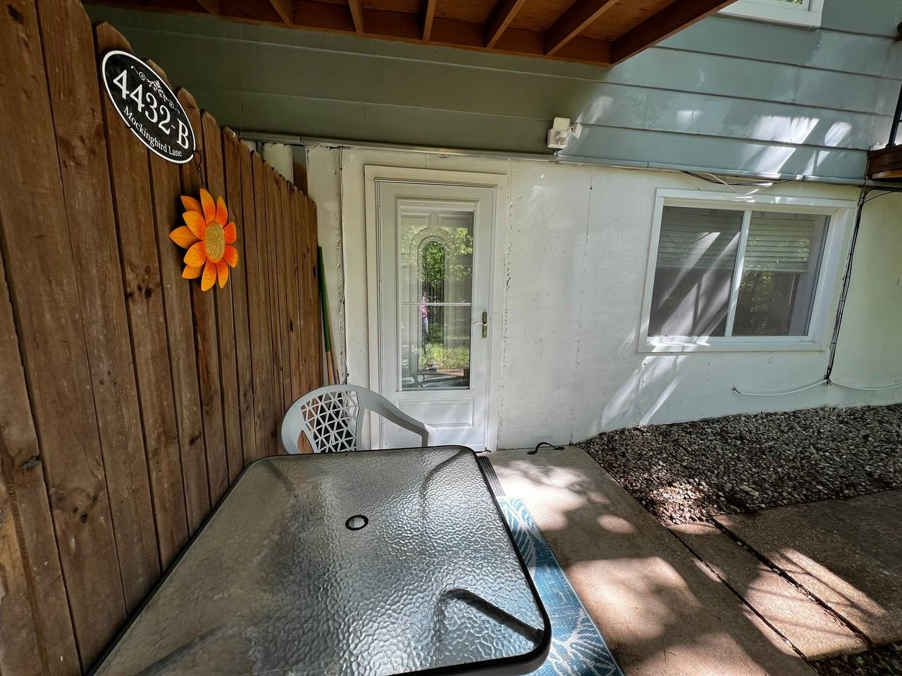 4432 Mockingbird Ln Apt B #B - Photo 2 of 11