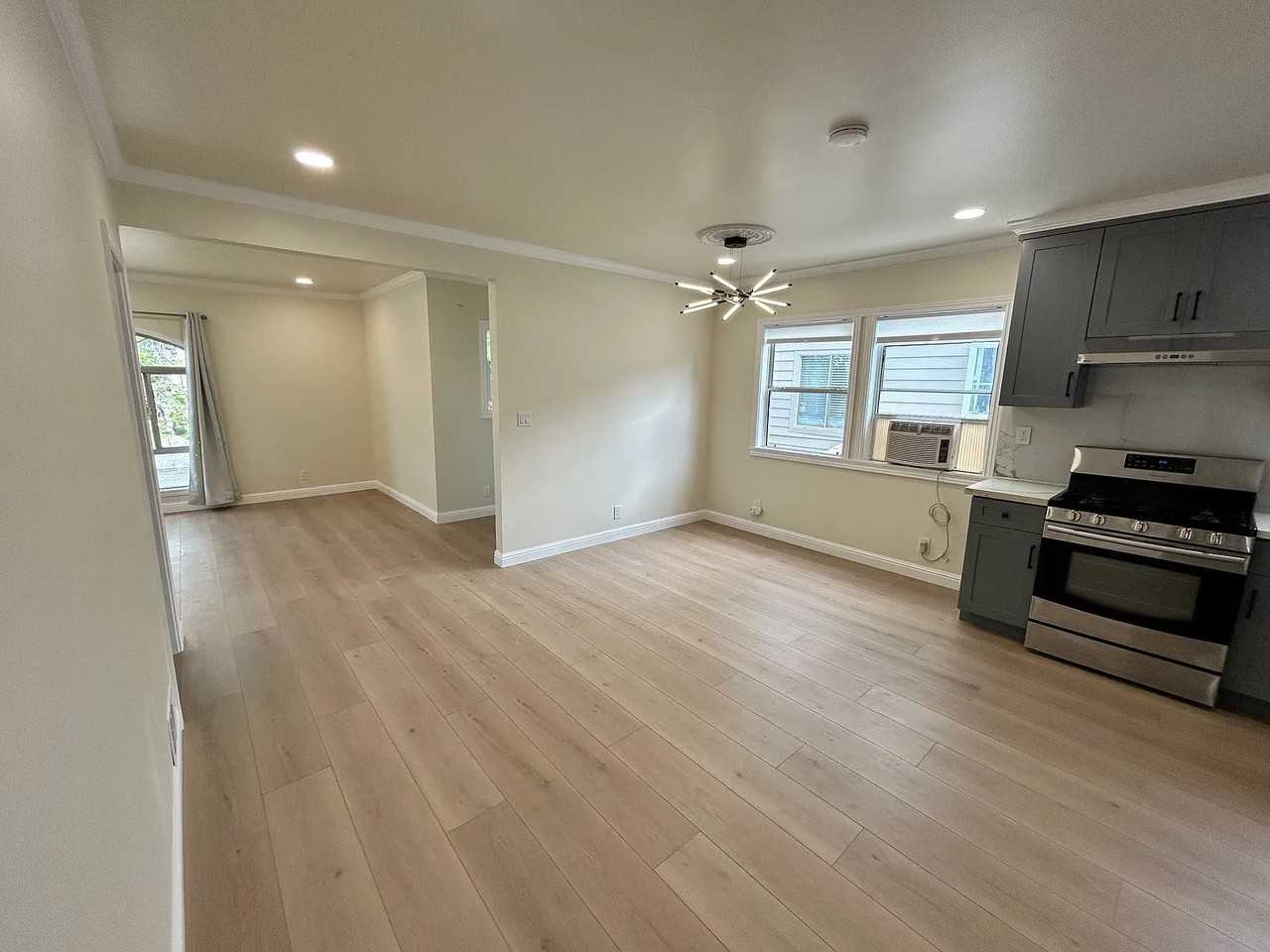 415 Wallace Ave #1 - Photo 5 of 10