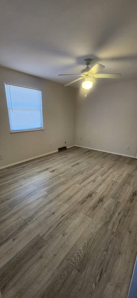 107 Northland Dr #107 - Photo 2 of 15