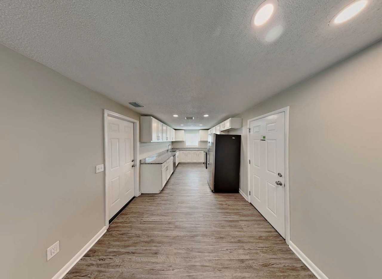 6957 Magdelena Dr - Photo 4 of 12