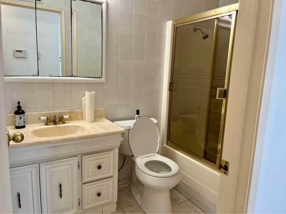 2346 Seabright Ave - Photo 6 of 12