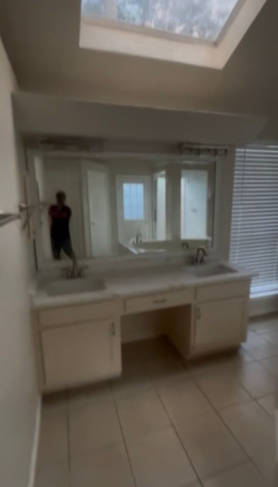 1710 Blindlake Dr - Photo 3 of 15