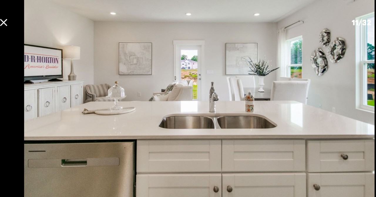 4501 Pendragon Circle - Photo 4 of 11