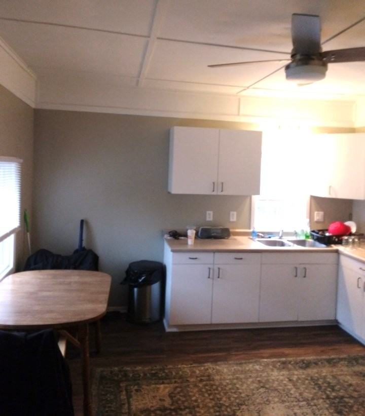 946 N 8th St #946 - Photo 5 of 12