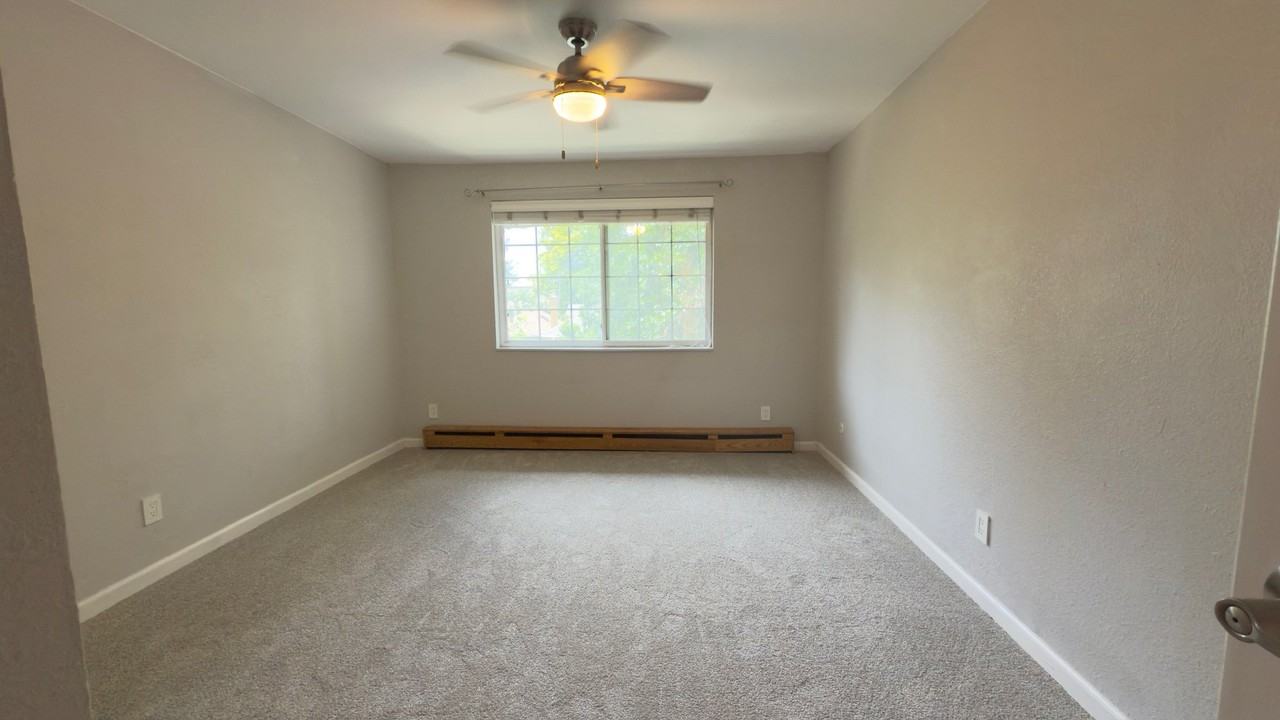 1410 York St #36 - Photo 6 of 16