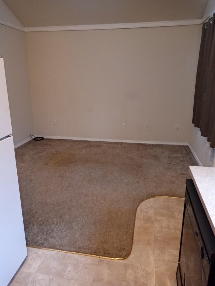 4539A Se 105th Ave - Photo 4 of 8