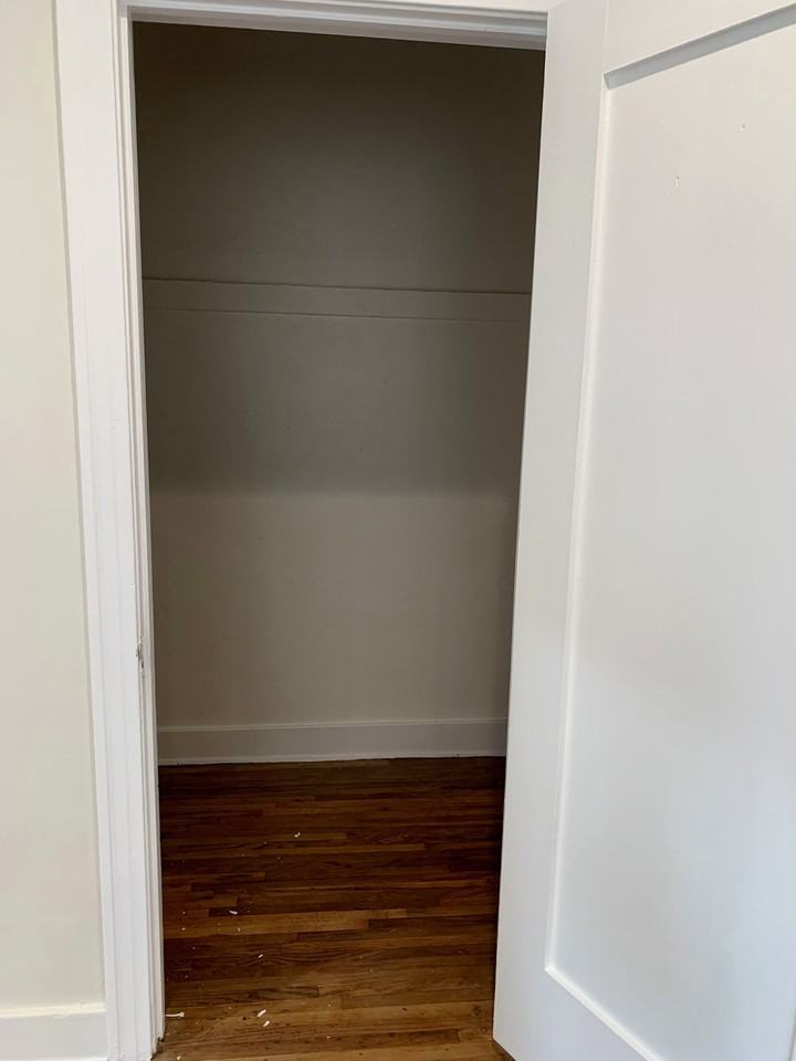 642 N Genesee Ave #642 - Photo 4 of 16
