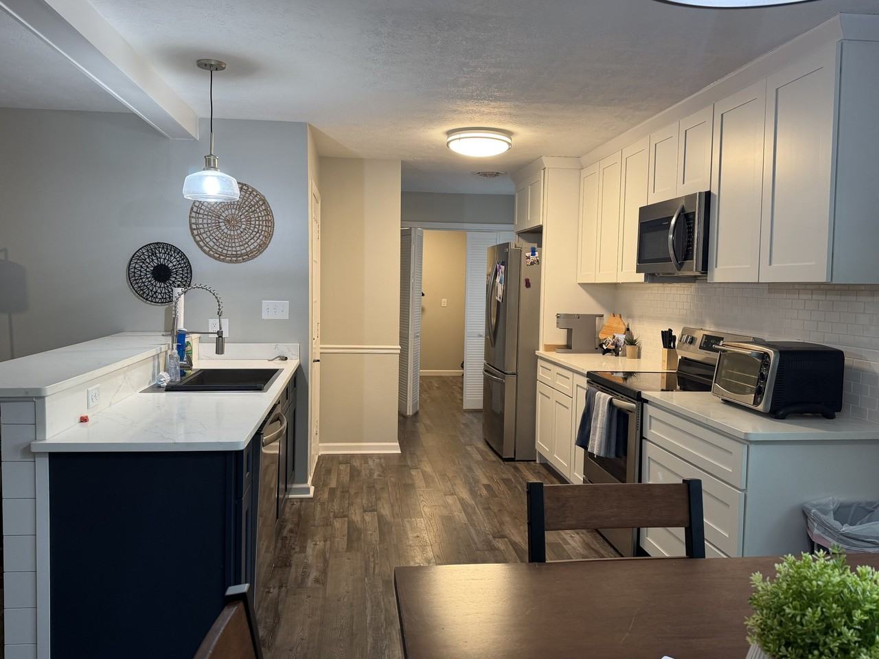 244 Windmere Dr - Photo 4 of 14