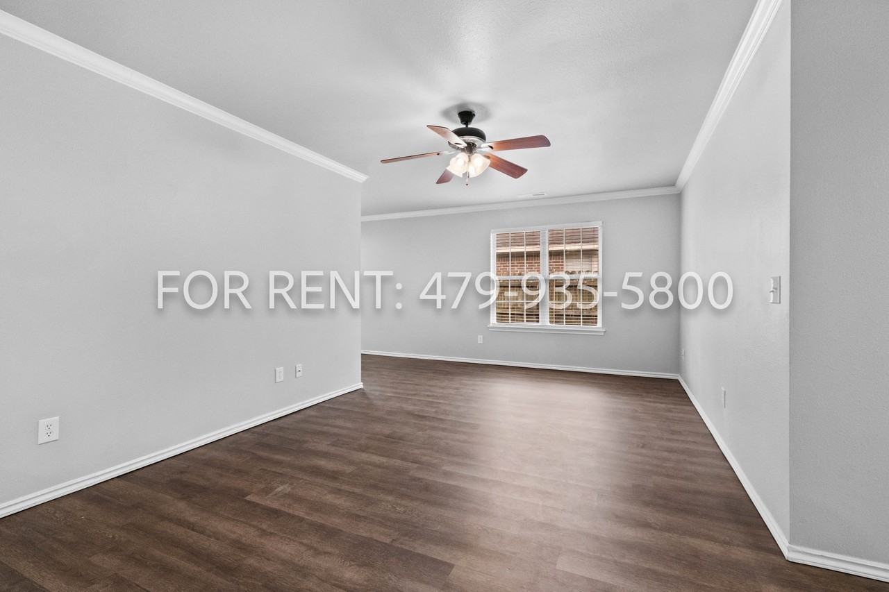 1667 N Evening Shade Dr #1669 - Photo 3 of 20