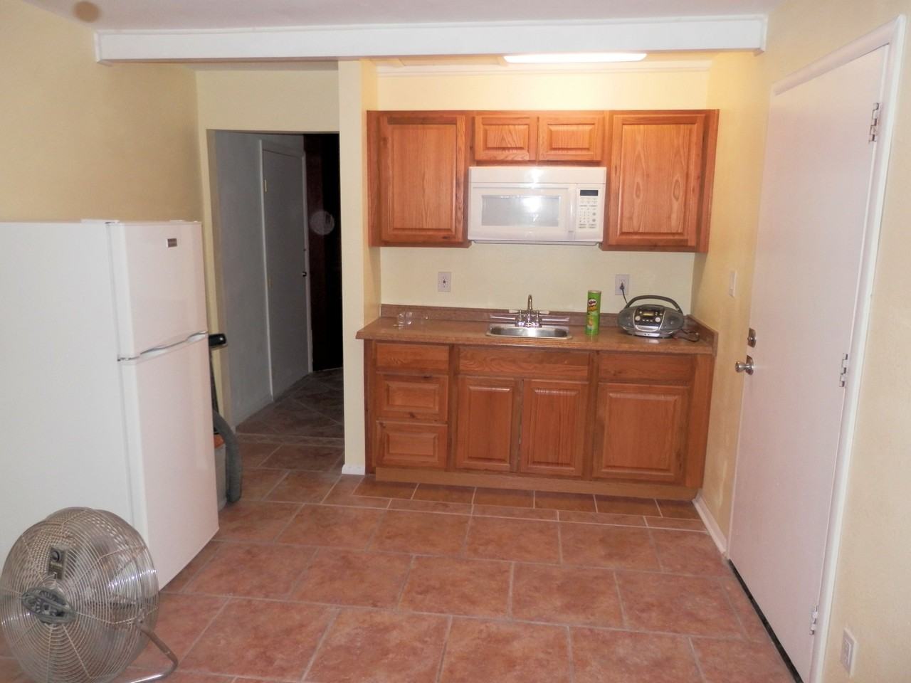 1737 W Keim Dr - Photo 3 of 7