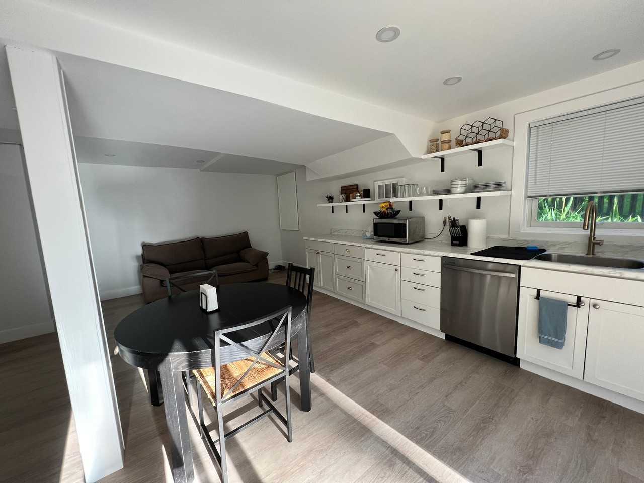 8420 Berea Dr - Photo 4 of 8