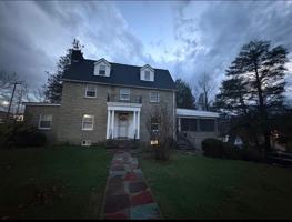 featured image of 1 Jo Harry Dr