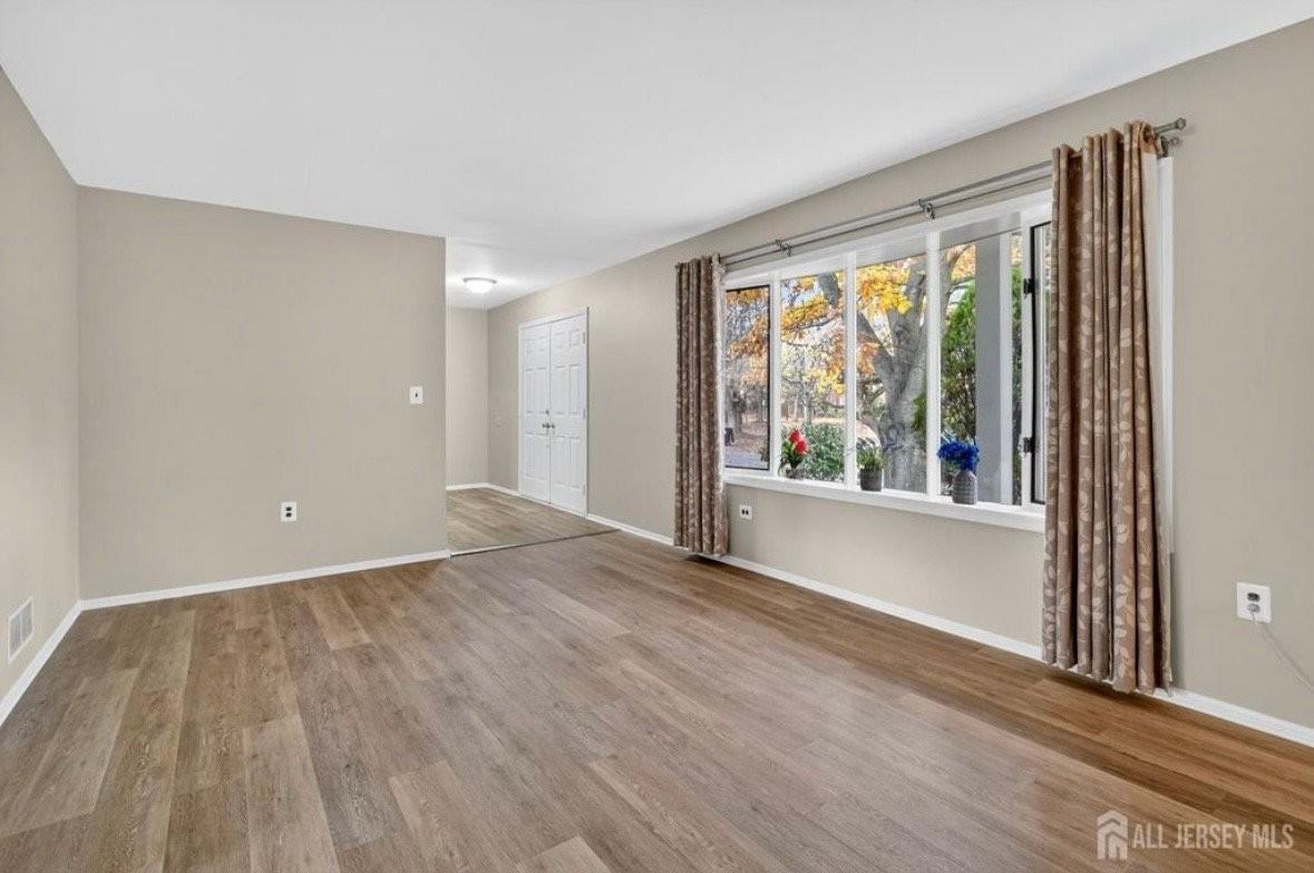 8 Wright Ct - Photo 6 of 20