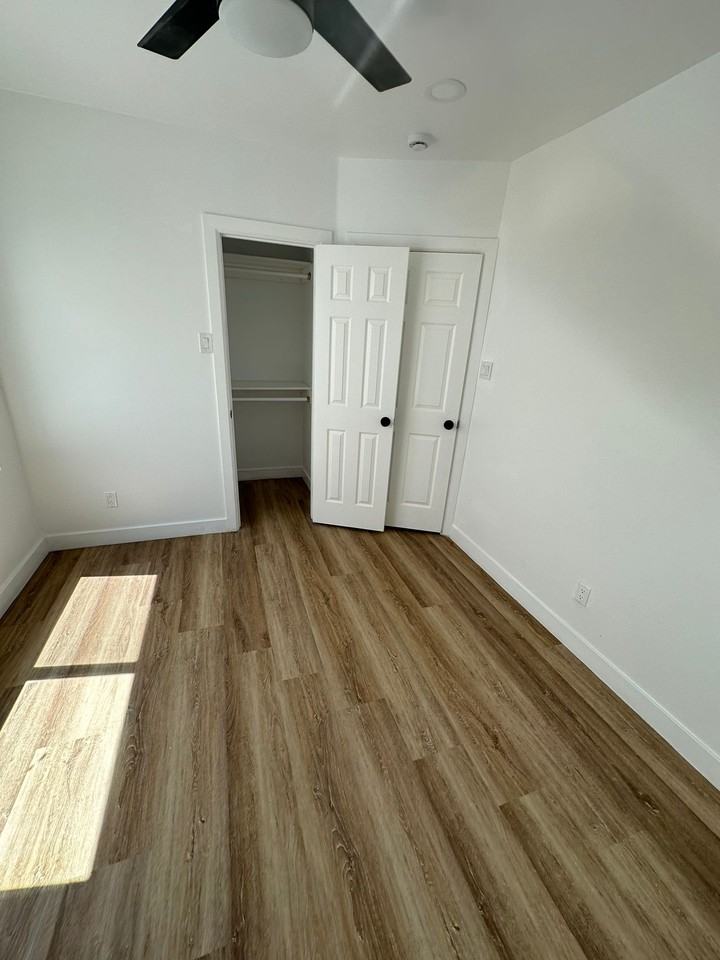 518 Rialto Ave #A - Photo 2 of 15