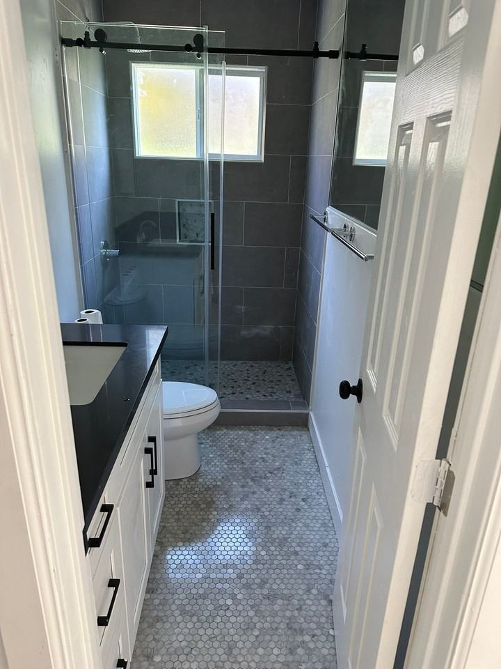 518 Rialto Ave #A - Photo 6 of 15