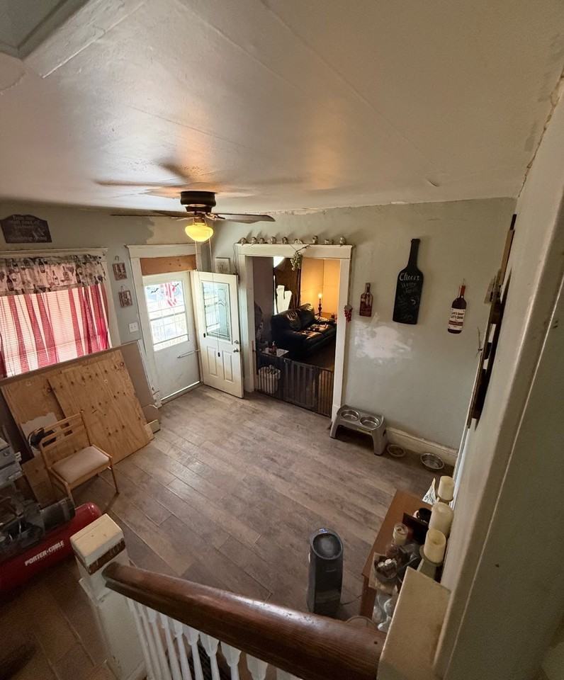 2020 E Main St - Photo 5 of 10