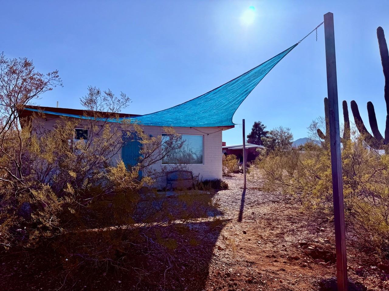 1702 N Greasewood Rd - Photo 4 of 20