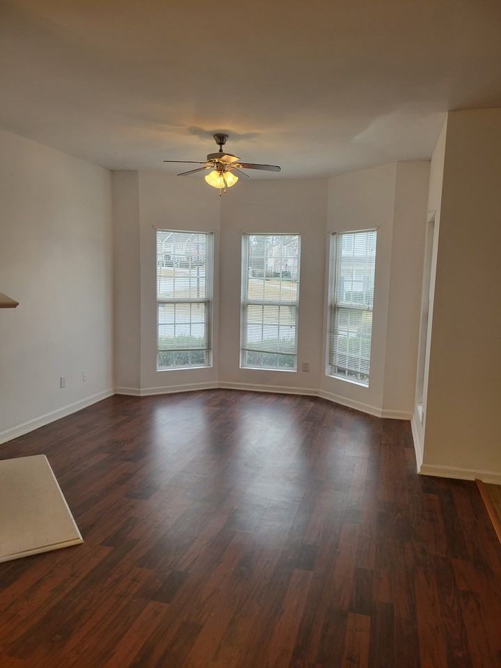 5150 Oakley Commons Blvd - Photo 2 of 11