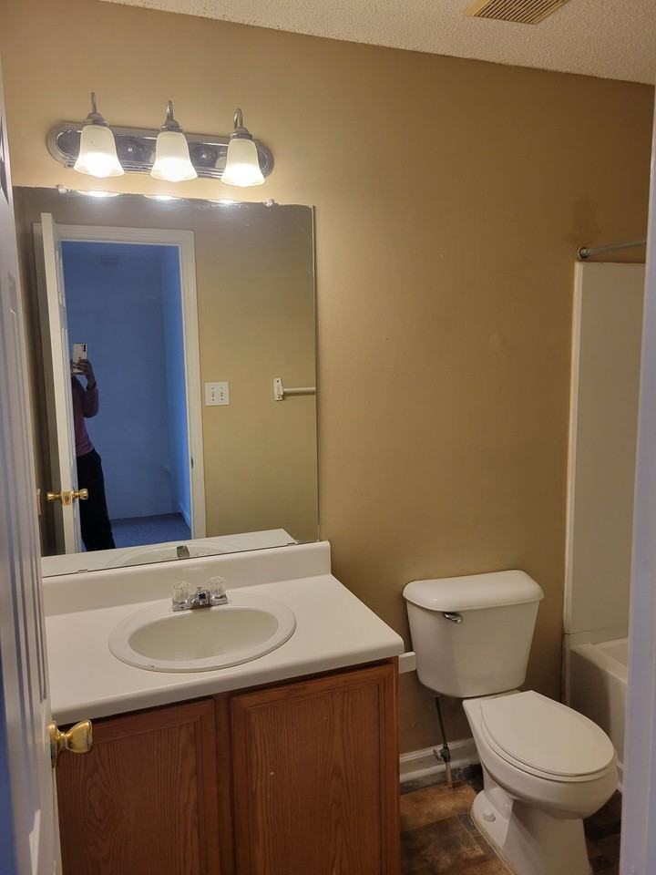 5150 Oakley Commons Blvd - Photo 7 of 11