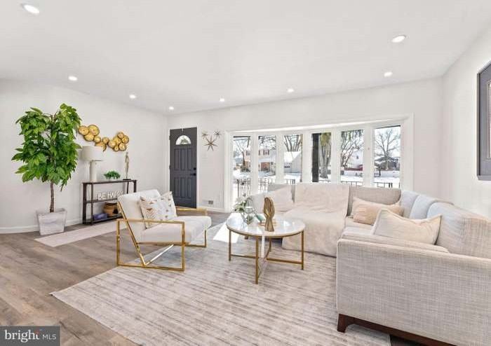 443 Valley Run Dr - Photo 5 of 19