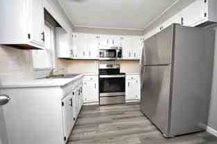 307 Granada Dr - Photo 1 of 1