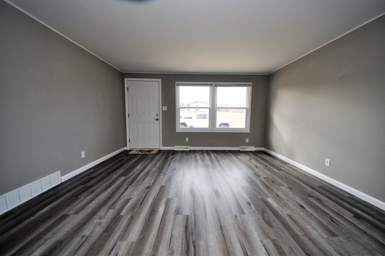 309 Granada Dr - Photo 5 of 14