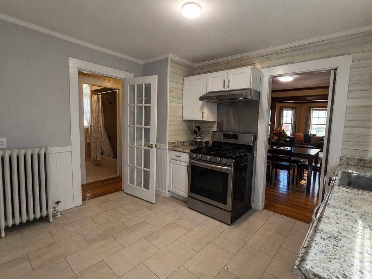 62 Ainsworth Street - Photo 3 of 13