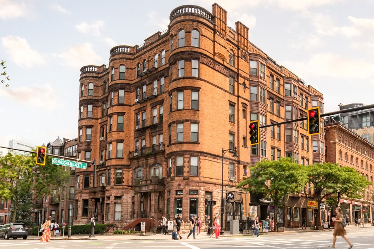 362 Commonwealth Ave #4E