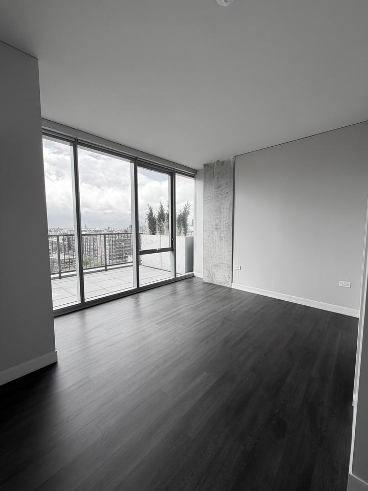 901 W Adams St #1801 - Photo 7 of 9