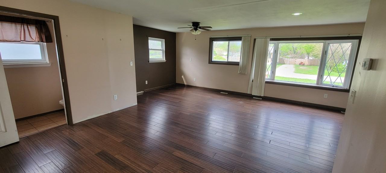 5901 Washington St #NA - Photo 4 of 11