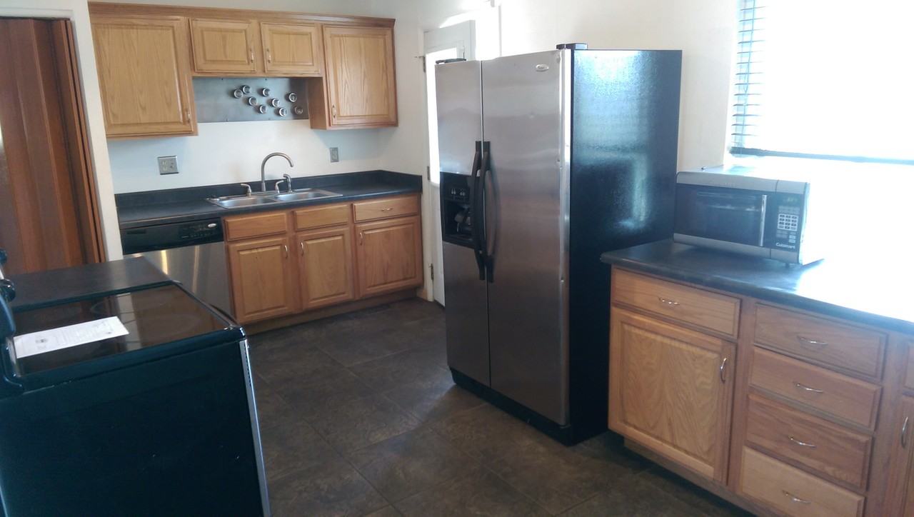 2228 Fernwood Dr #NA - Photo 2 of 7