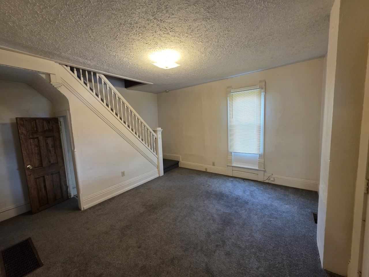 497 Sumner St #NA - Photo 3 of 13